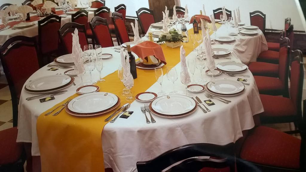 Aph Infanta Mercedes La Bañeza Zimmer foto